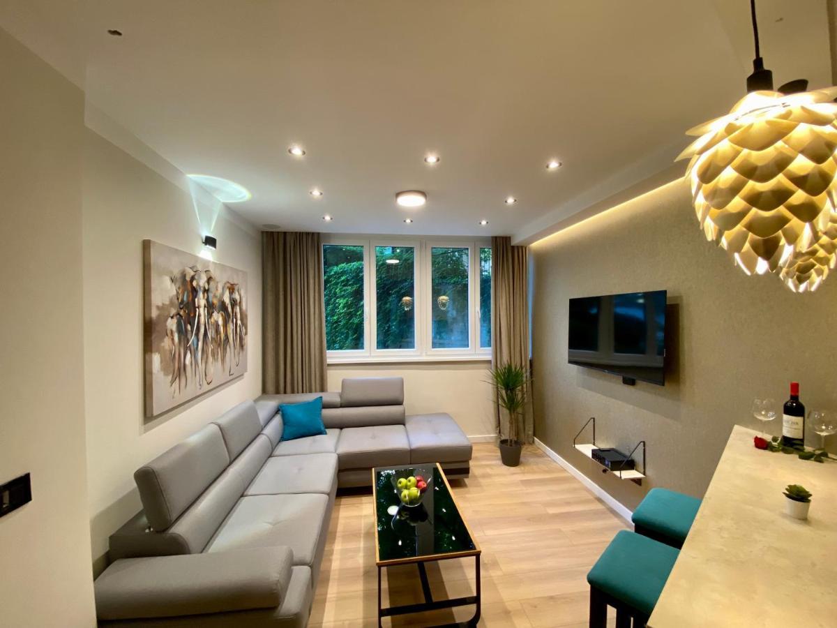 Ivart, City Center, Lux 2Br Apartment, 2 Queen Size Beds Beograd Bagian luar foto